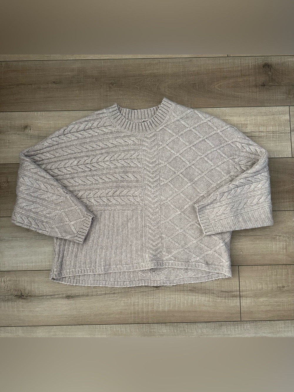 Abercrombie & Fitch Cable Knit Sweater
